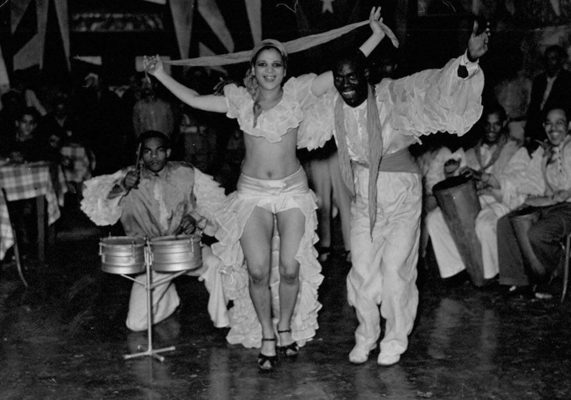 clases de salsa y bachata por las mañanas en Malaga